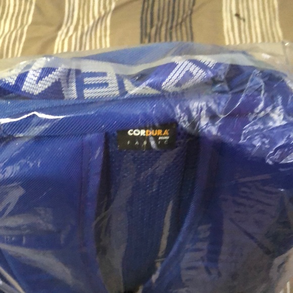 Supreme Royal Backpack - Picture 3 of 4